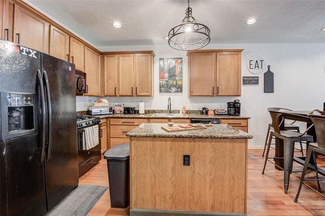 1815 Lewis Street, Houston, TX 77009