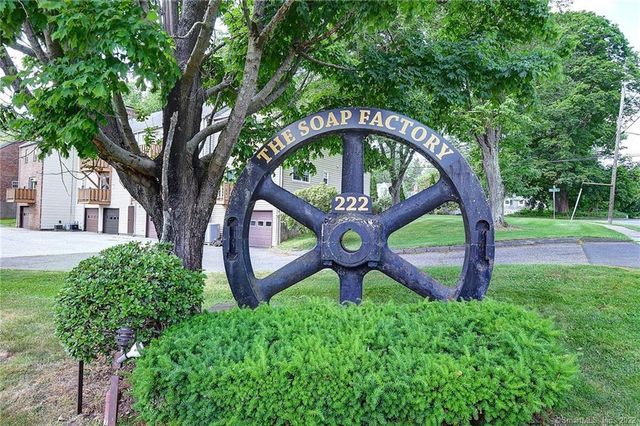 222 Williams Street East 108, Glastonbury, CT 06033