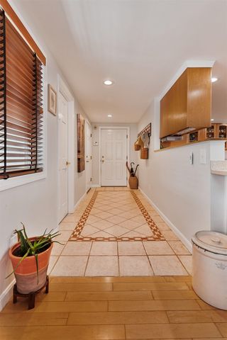 7 Redman Street, Hampton, NH 03842