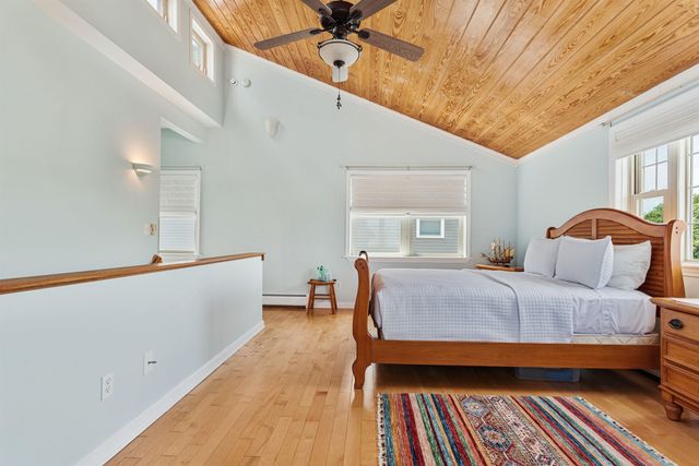 7 Redman Street, Hampton, NH 03842