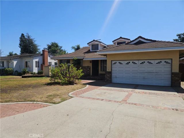 7538 Muller, Downey, CA 90241