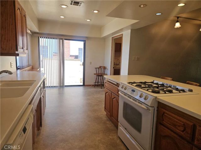 7538 Muller, Downey, CA 90241