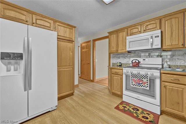 7310 Dunphys Way, Valley City, OH 44280