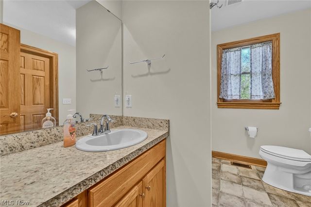 7310 Dunphys Way, Valley City, OH 44280