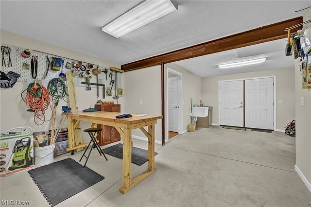 7310 Dunphys Way, Valley City, OH 44280