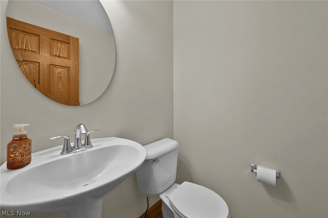 7310 Dunphys Way, Valley City, OH 44280