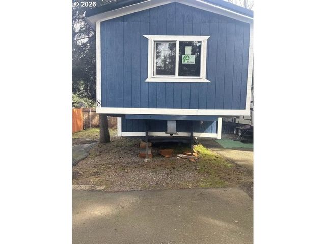 8460 Se CLATSOP St, Happy Valley, OR 97086