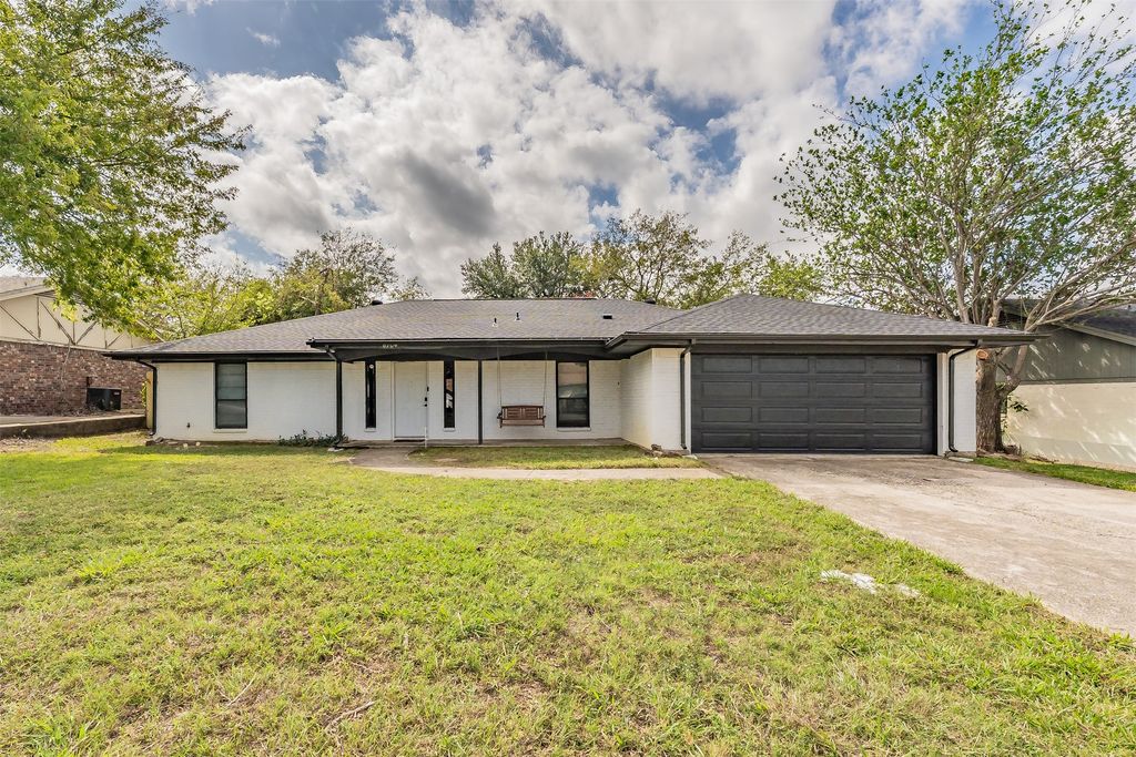 6704 Greenacres Drive, North Richland Hills, TX 76182 — exterior