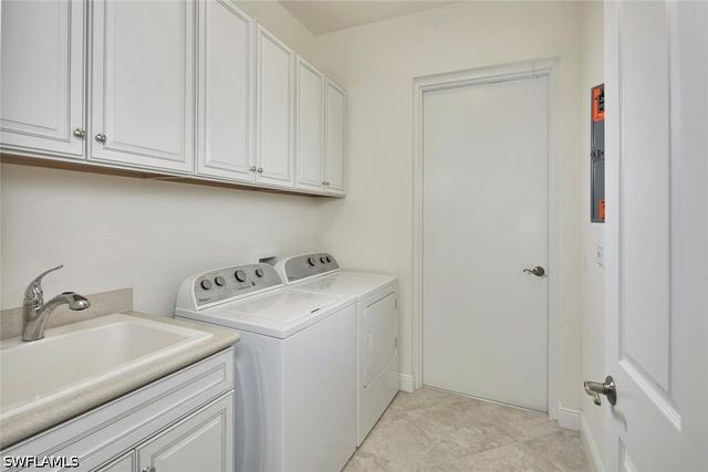 4570 Colony Villas DR 3, Bonita Springs, FL 34134