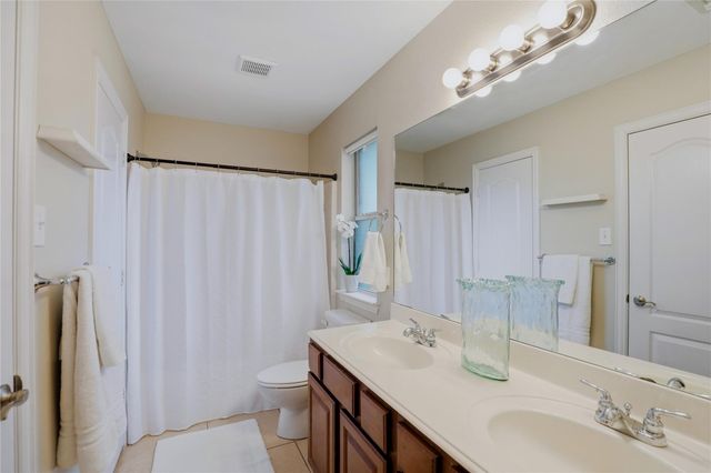 1006 Hall Street, Mckinney, TX 75069