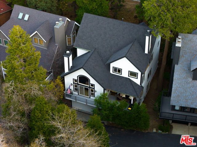 265 Garden Drive, Lake Arrowhead, CA 92352