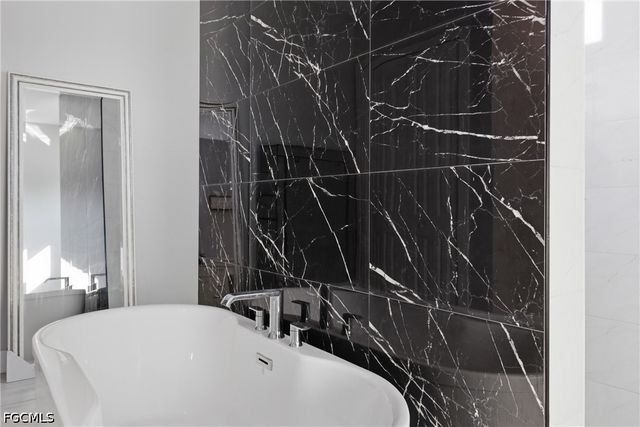 2609 SW 27th ST, Cape Coral, FL 33914