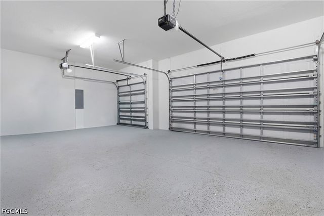 2609 SW 27th ST, Cape Coral, FL 33914