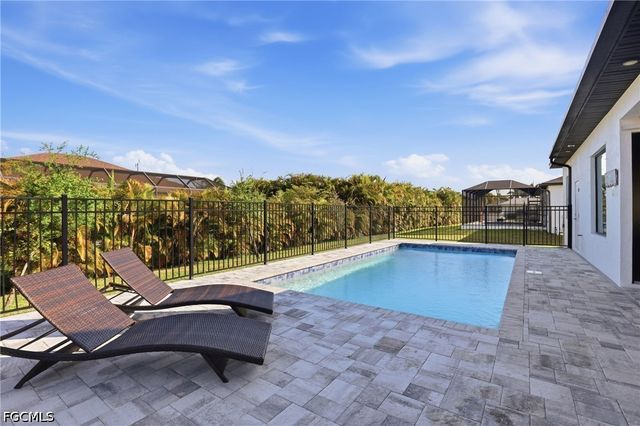 2609 SW 27th ST, Cape Coral, FL 33914