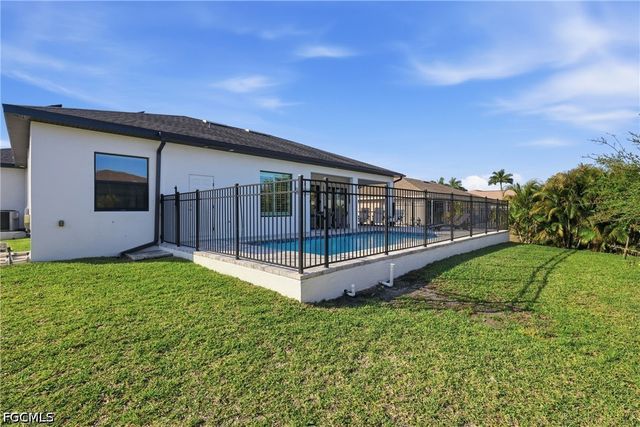 2609 SW 27th ST, Cape Coral, FL 33914