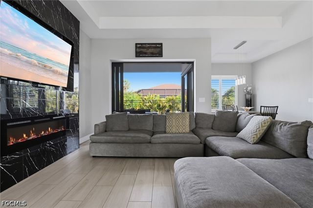 2609 SW 27th ST, Cape Coral, FL 33914