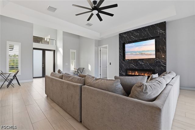 2609 SW 27th ST, Cape Coral, FL 33914