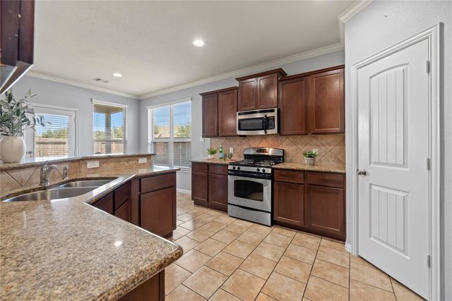 2406 Scarlet View Lane, Fresno, TX 77545