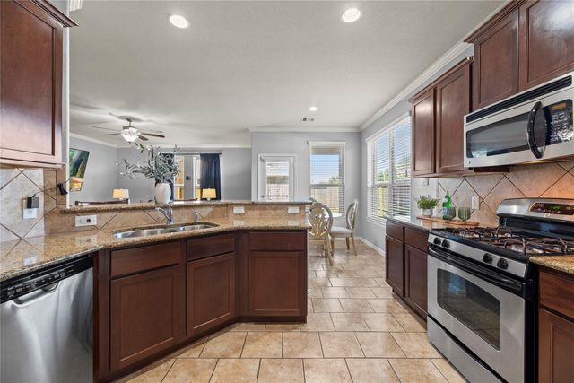 2406 Scarlet View Lane, Fresno, TX 77545