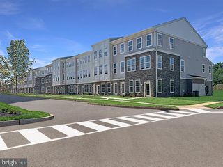 165 LEONA STEWART LN, Pennington, NJ 08534