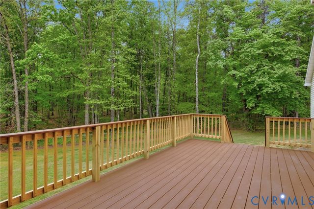 2436 Johnson Rd, Mineral, VA 23117