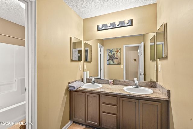 2660 RAVINE HILL Drive, Middleburg, FL 32068