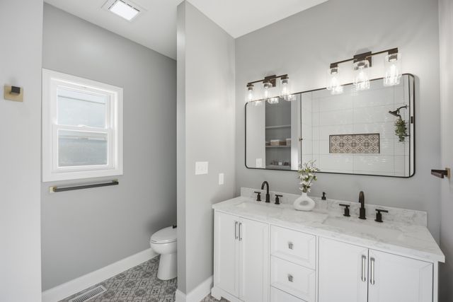 5658 Walter Avenue, Hammond, IN 46320