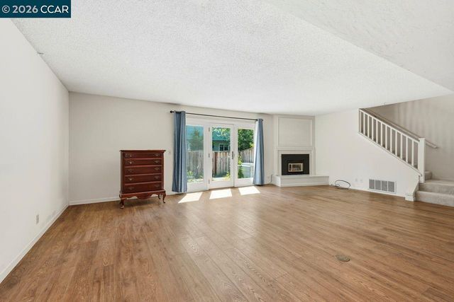 79 Miramonte Dr, Moraga, CA 94556