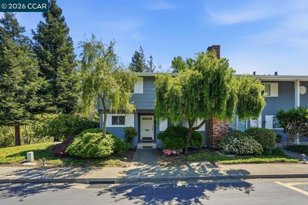 79 Miramonte Dr, Moraga, CA 94556