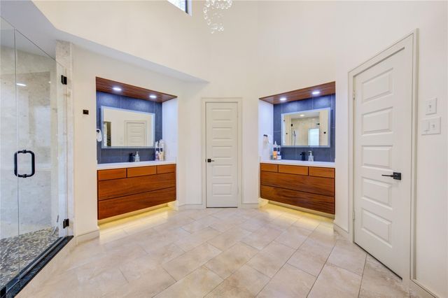 1403 E Brooklake Drive, Houston, TX 77077