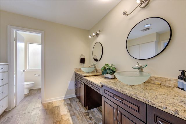 1403 E Brooklake Drive, Houston, TX 77077