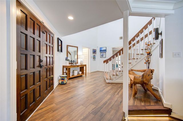 1403 E Brooklake Drive, Houston, TX 77077