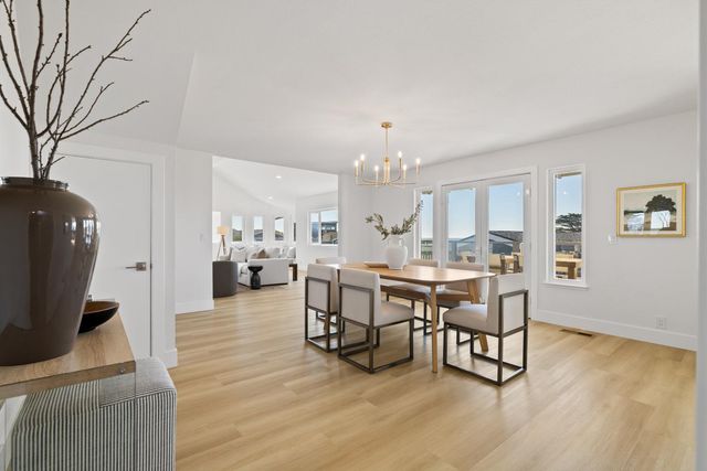 211 Washington Boulevard, Half Moon Bay, CA 94019