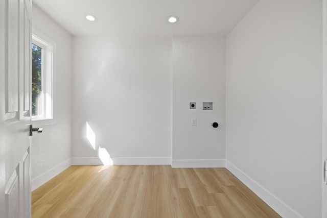211 Washington Boulevard, Half Moon Bay, CA 94019