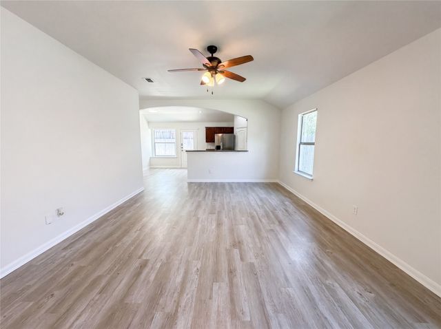 2824 Saint Bernard Drive, Dallas, TX 75233