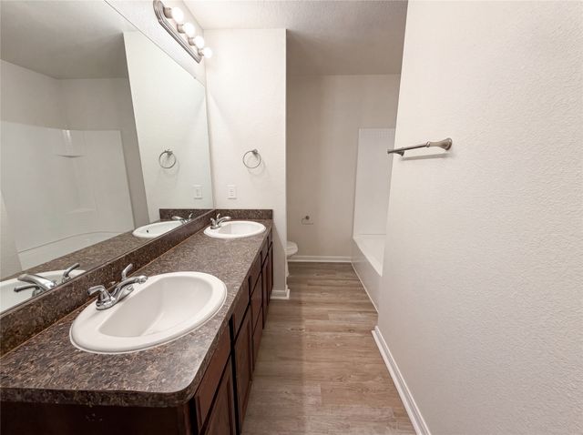 2824 Saint Bernard Drive, Dallas, TX 75233