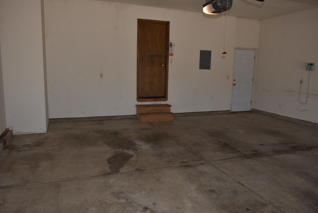 2409 N Parkridge, Wichita, KS 67205