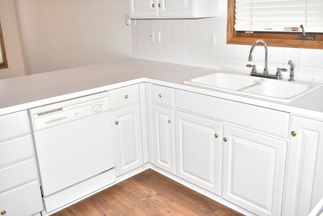 2409 N Parkridge, Wichita, KS 67205