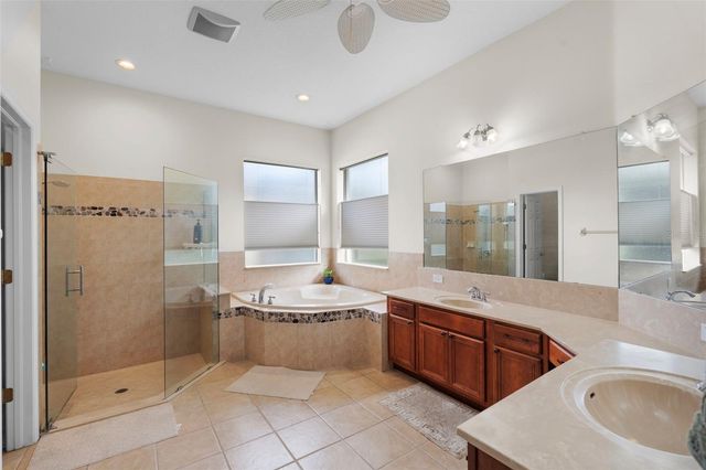 8434 WESTERLAND DRIVE, Land O Lakes, FL 34637