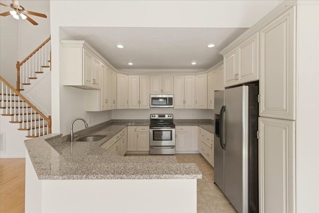 30 Shadow Creek Lane 30, Ashland, MA 01721