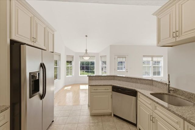 30 Shadow Creek Lane 30, Ashland, MA 01721
