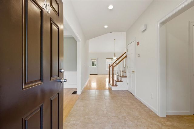 30 Shadow Creek Lane 30, Ashland, MA 01721
