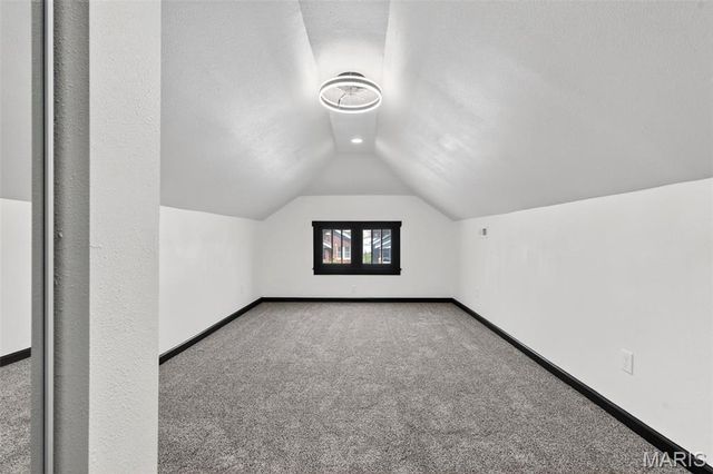 4252 Gertrude Avenue, St Louis, MO 63116