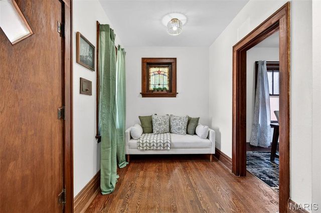 4252 Gertrude Avenue, St Louis, MO 63116