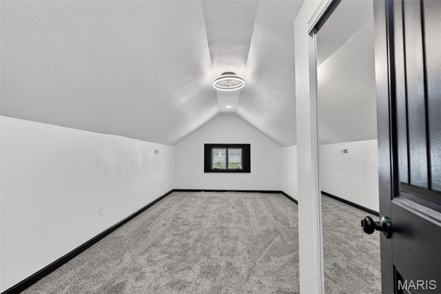 4252 Gertrude Avenue, St Louis, MO 63116