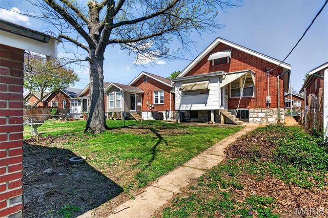 4252 Gertrude Avenue, St Louis, MO 63116