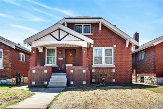 4252 Gertrude Avenue, St Louis, MO 63116