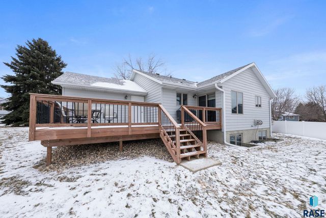 6418 W Hillary Dr Drive, Sioux Falls, SD 57106