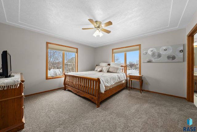 6418 W Hillary Dr Drive, Sioux Falls, SD 57106