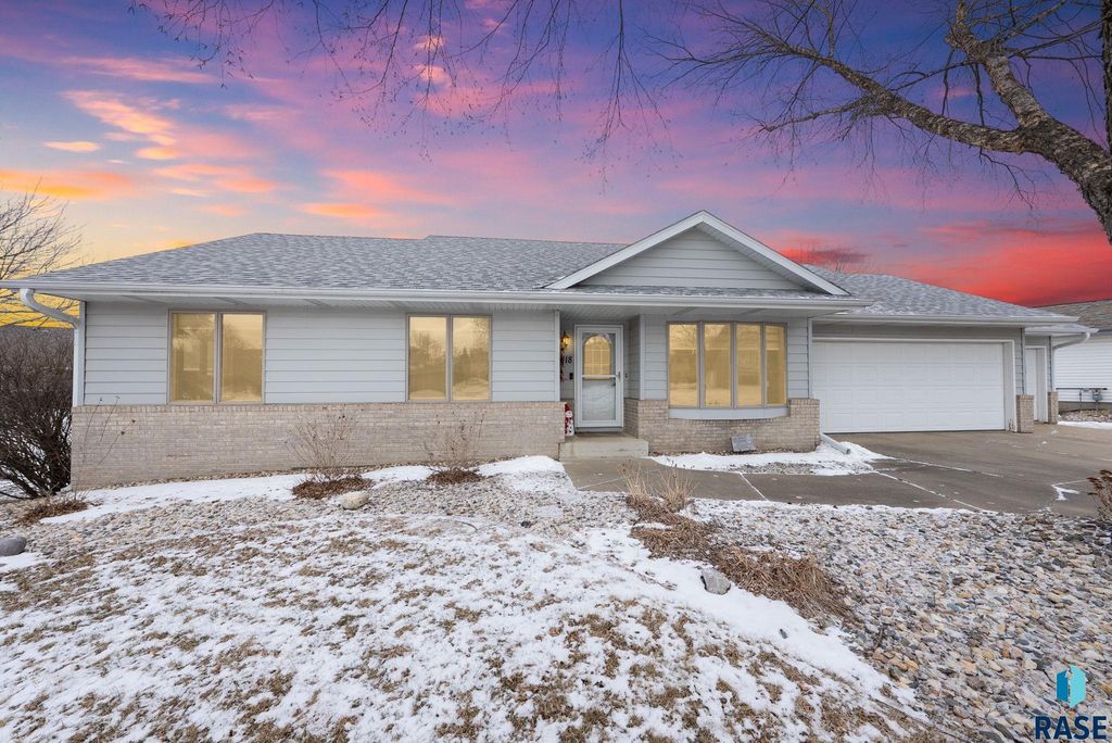 6418 W Hillary Dr Drive, Sioux Falls, SD 57106